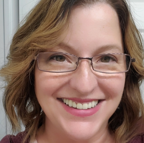 Meet your Posher, Kelly - Picture 4 of 4